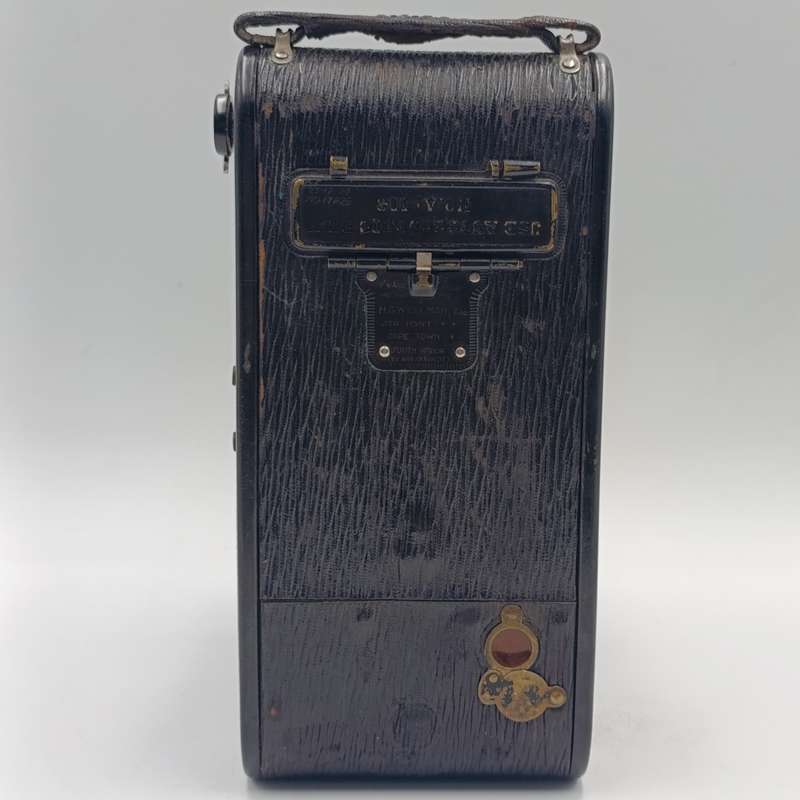 Antique Kodak No.A - 116 folding camera with leather pouch