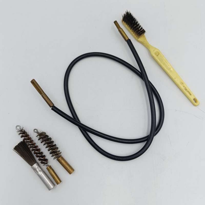 Old SADF rifle cleaning kit