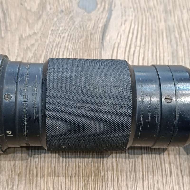 WW2 Telescope Sighting No.38 MKII in case - marked BB.Ltd 1942
