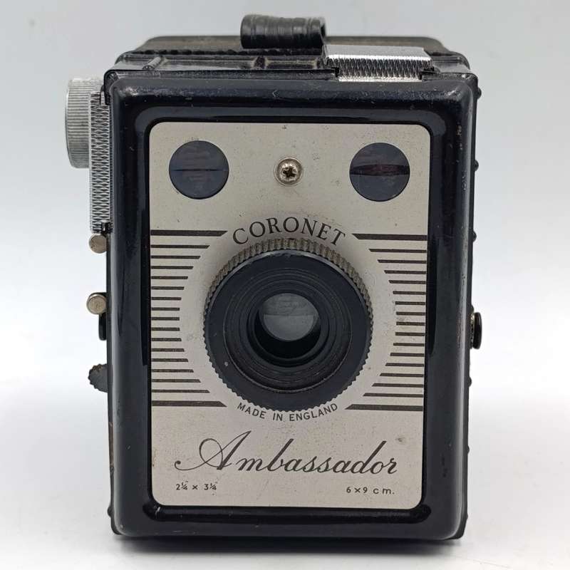 Vintage Ambassador Coronet "Brownie" camera