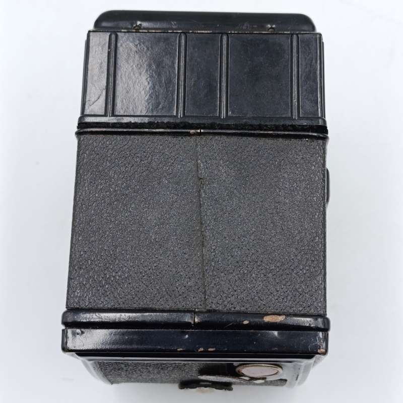 Vintage Ambassador Coronet "Brownie" camera