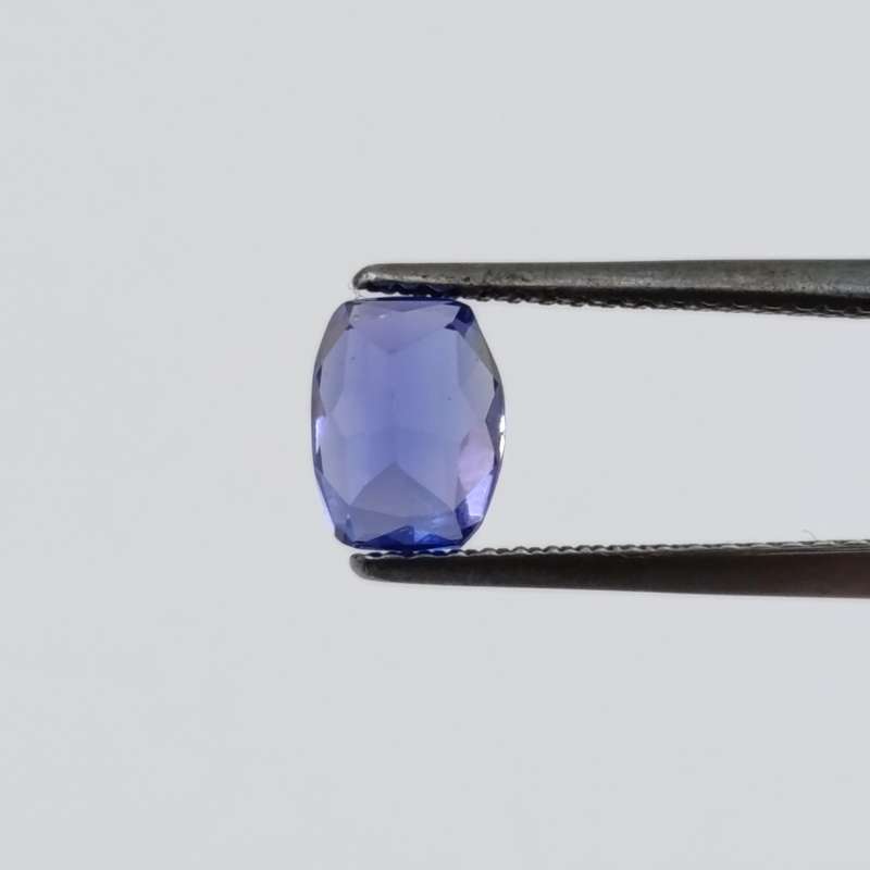 Tanzanite of 1,32 carat Octagon cut Intense blue purple and high clarity