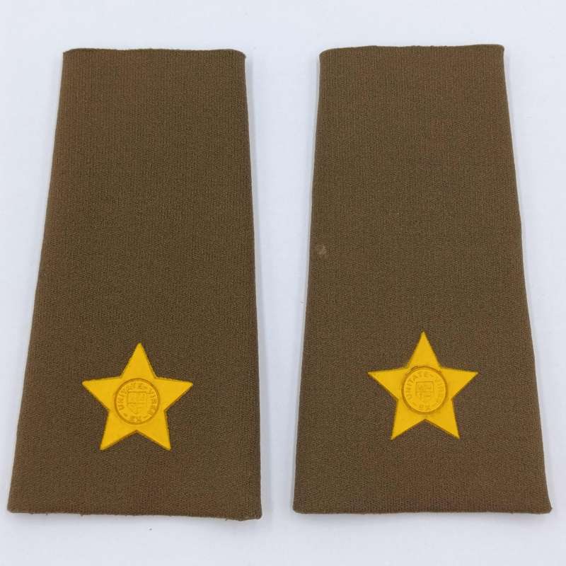 Pair of SADF second lieutenant rank epaulettes