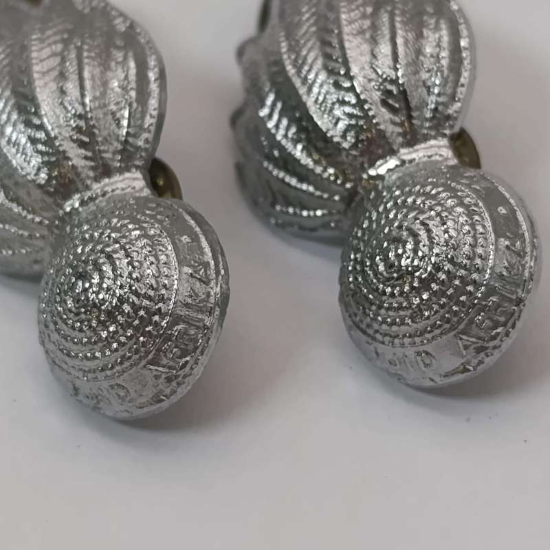 Pair of SA Engineers collar badges