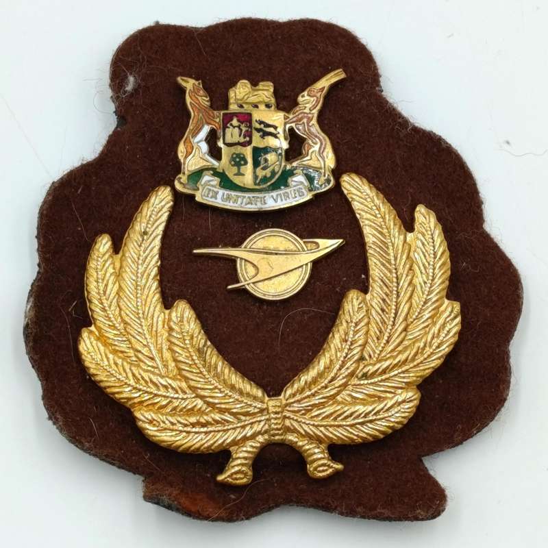 SA Railways officer cap badge