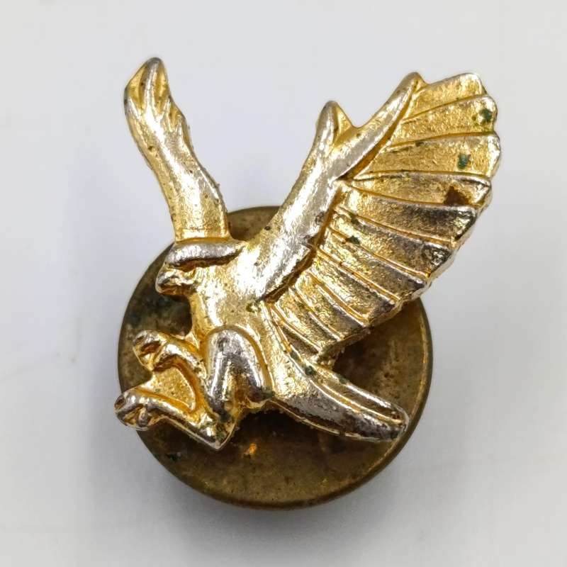 Vintage Gulf Airlines lapel pin badge