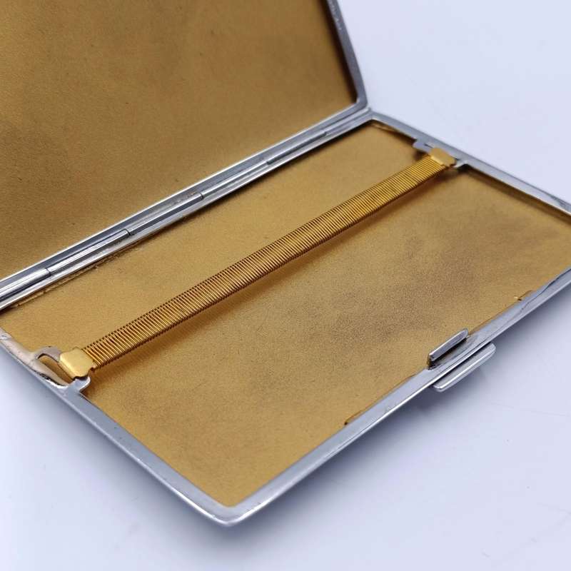 Vintage chrome-plated cigarette case