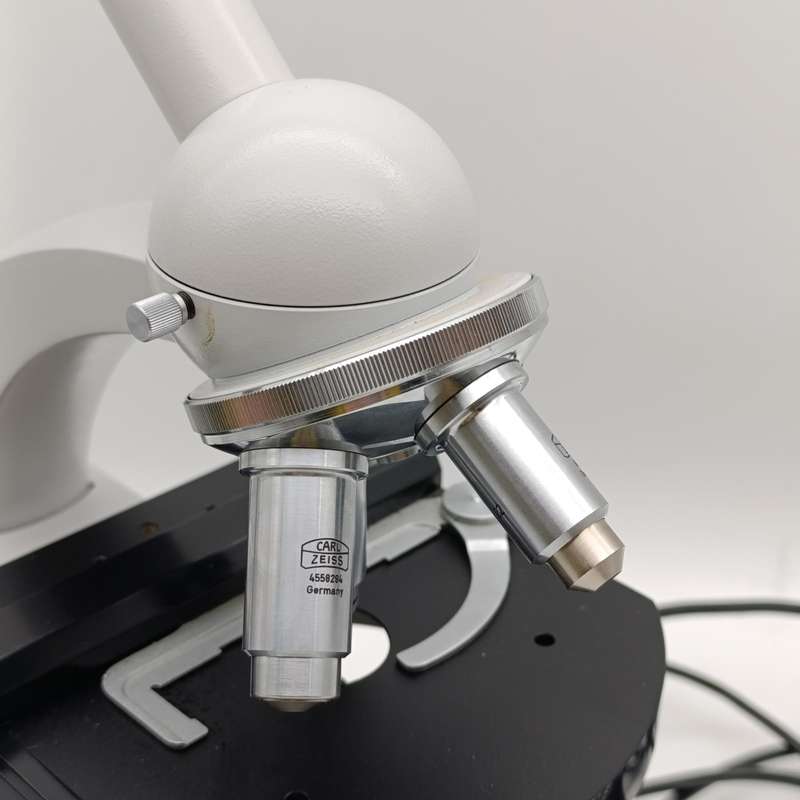 Vintage Carl Zeiss monocular Lab microscope in wooden case - working