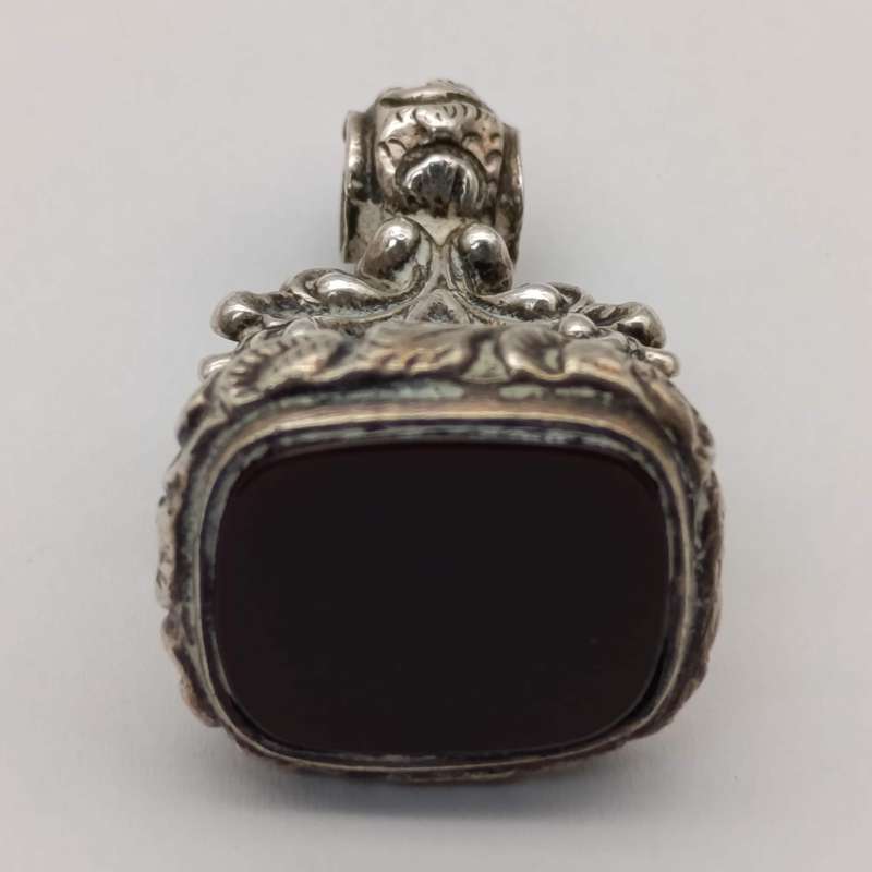 Victorian silver Carnelian seal/ watch Fob 15.3g