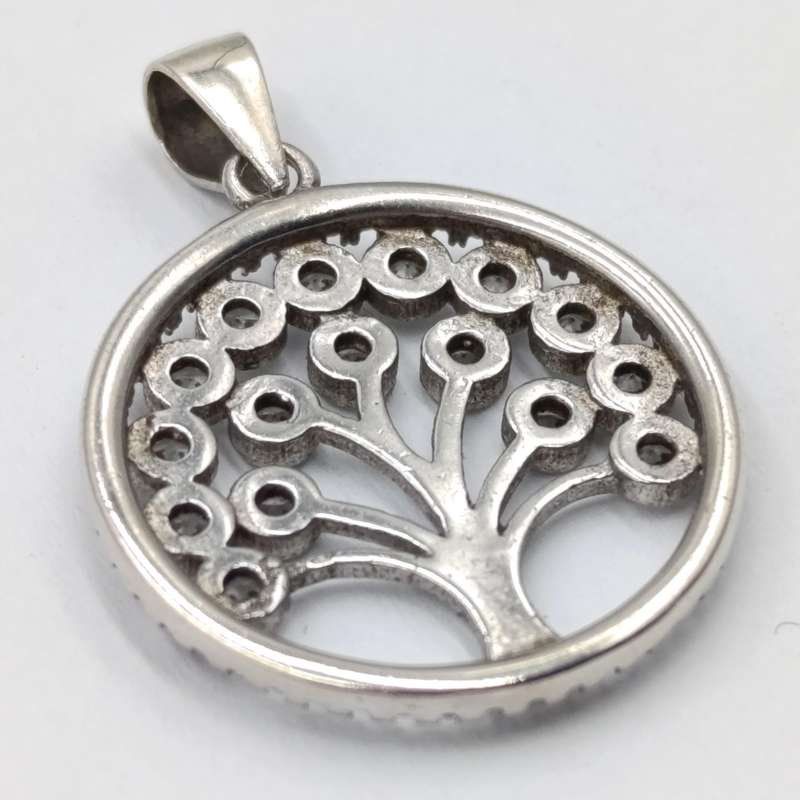 Sterling silver tree of life pendant - weighs 2,4 grams