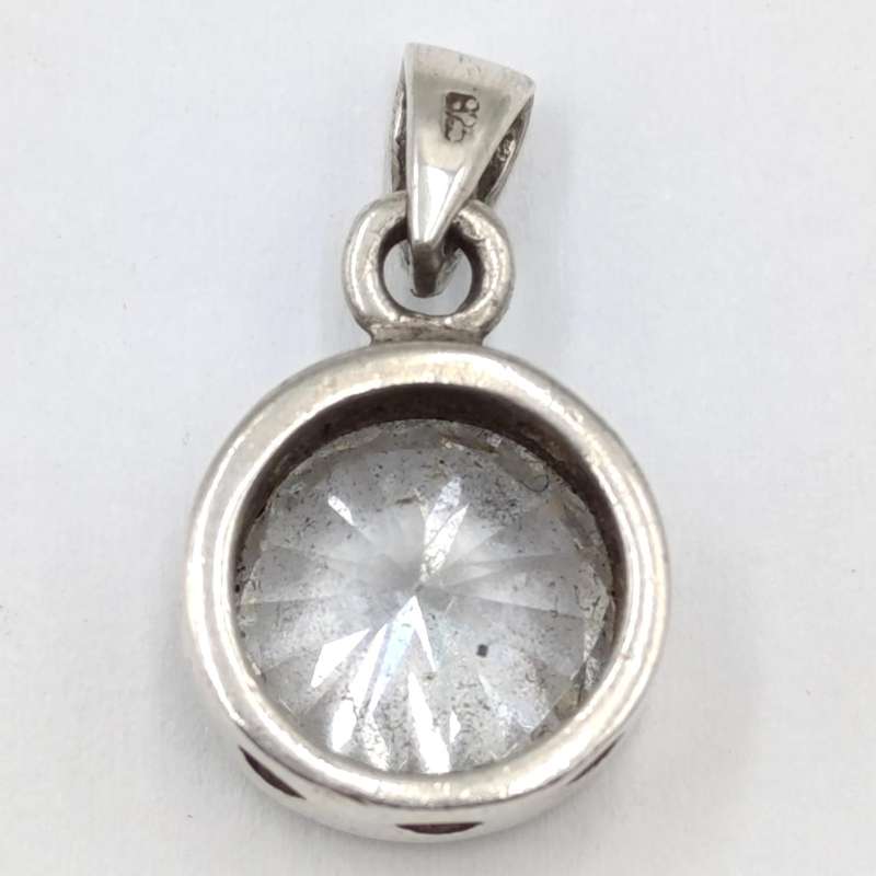 Sterling silver pendant with large clear stone - weighs 3,8 grams