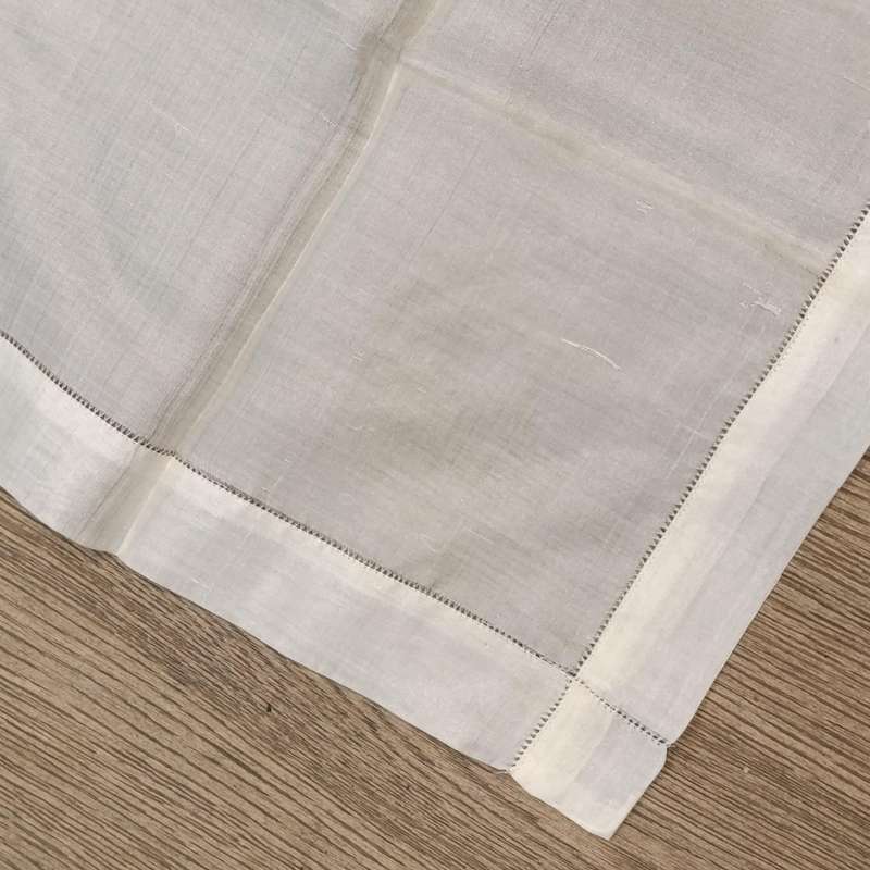 Handkerchief made in 1910 to commemorate the Union of South Africa - excellent condition