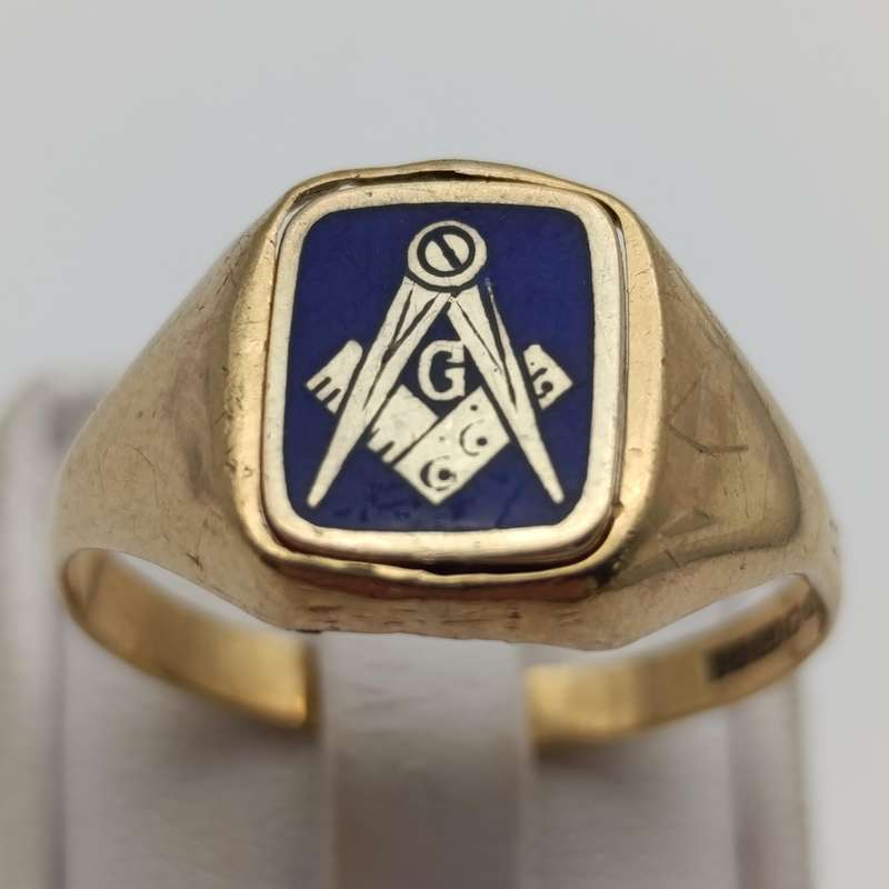 9kt Gold Masonic crest ring with rotating crest - weighs 4.8g - size W