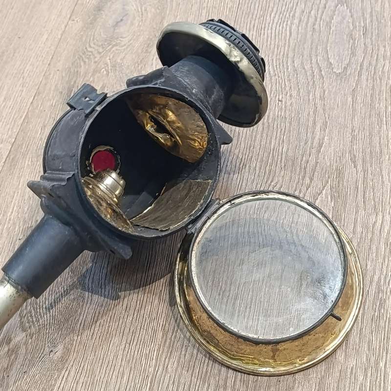 Antique Ideal double bolt socket car lantern
