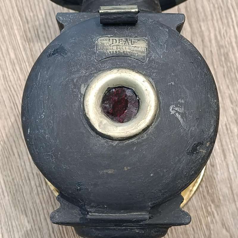 Antique Ideal double bolt socket car lantern