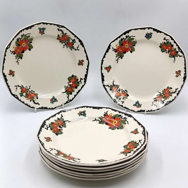 Set of 8 antique Royal Doulton Woburn porcelain plates - medium sized