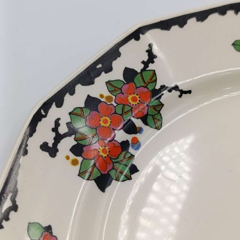 Set of 8 antique Royal Doulton Woburn porcelain plates - medium sized