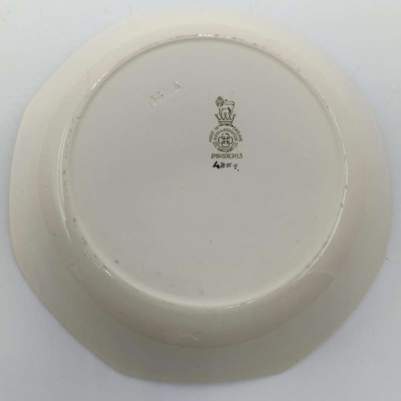 Set of 8 antique Royal Doulton Woburn porcelain soup bowls