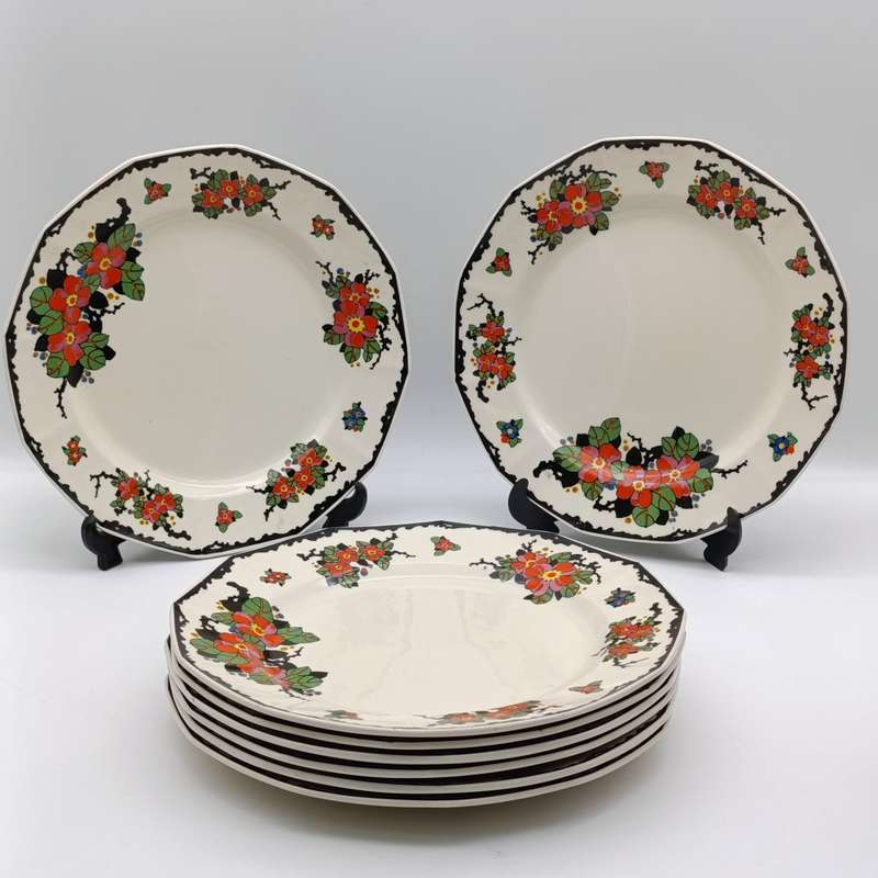 Set of 8 antique Royal Doulton Woburn dinner plates