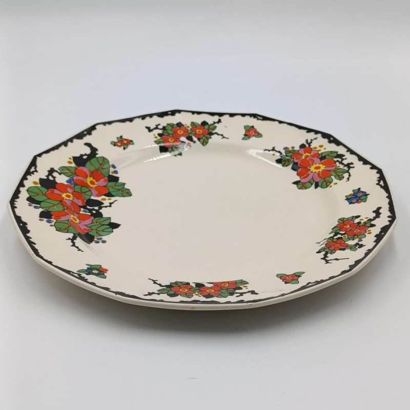 Set of 8 antique Royal Doulton Woburn dinner plates