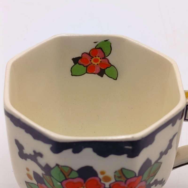 Set of 6 antique Royal Doulton Woburn porcelain espresso cups