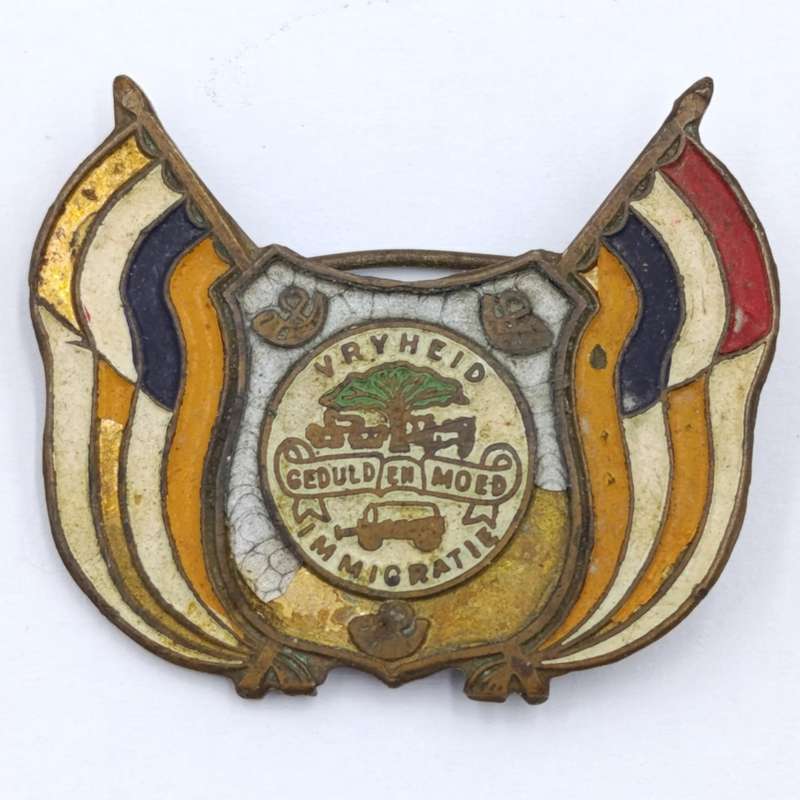 Vintage Orange Free State pin badge