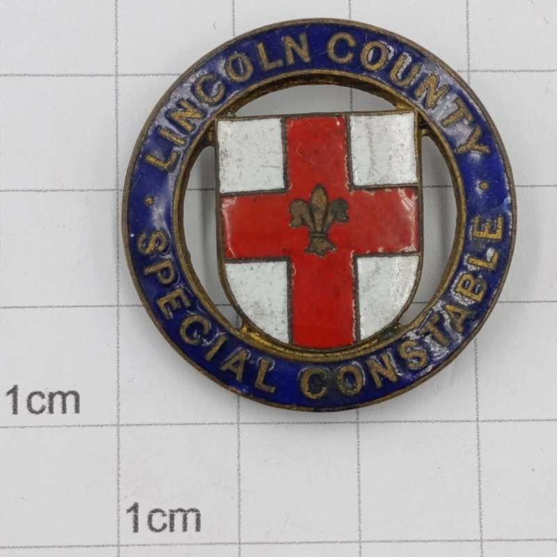 Vintage Lincoln County special constable button badge