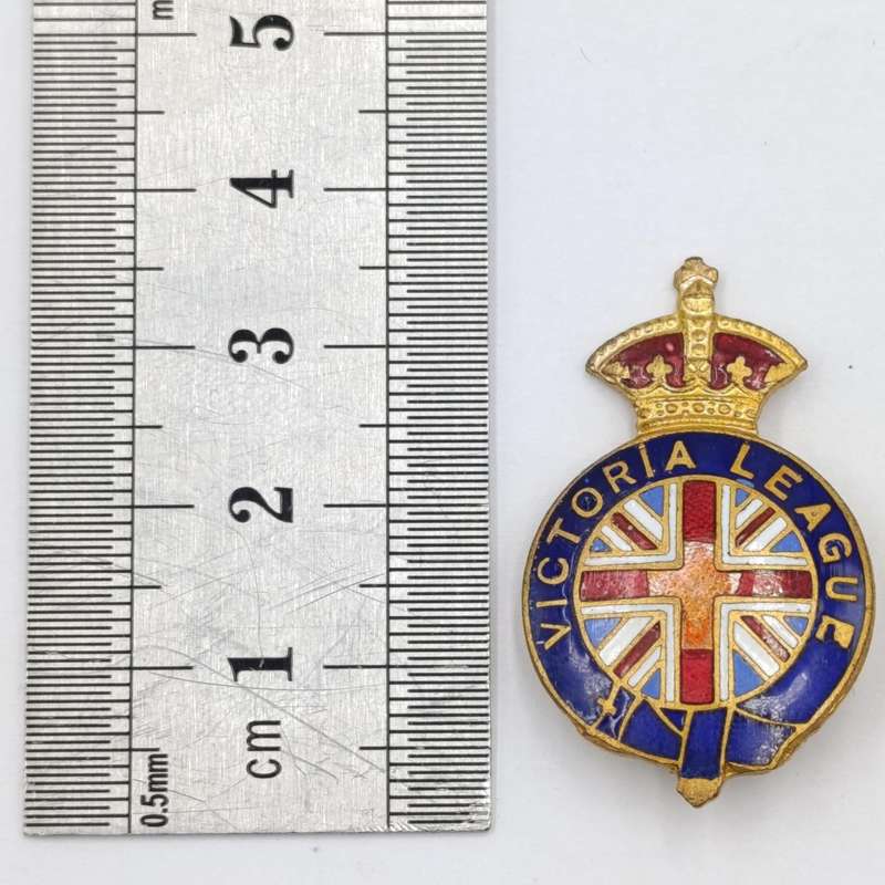 WW2 Victoria League lapel pin badge