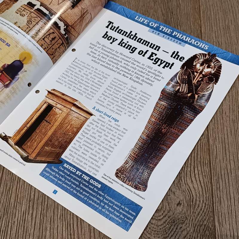 Lot of 5 gods of Ancient Egypt figurines with magazines