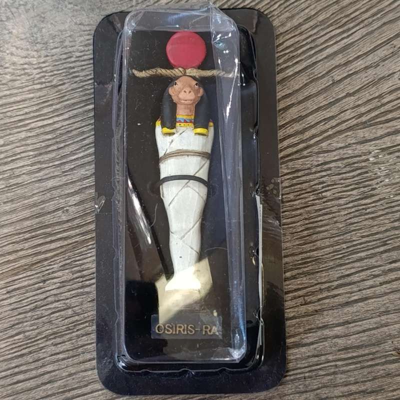 Lot of 5 gods of Ancient Egypt figurines with magazines