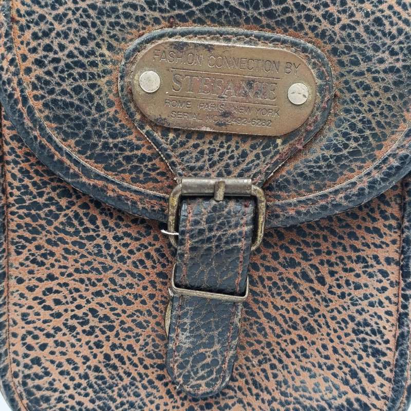 Vintage Stefanie fashion connection leather pouch