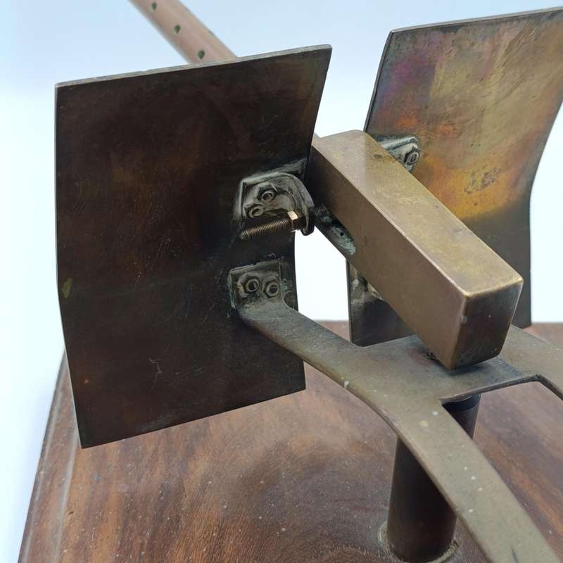 Handmade WW2 style Naval anti-aircraft gun brass model