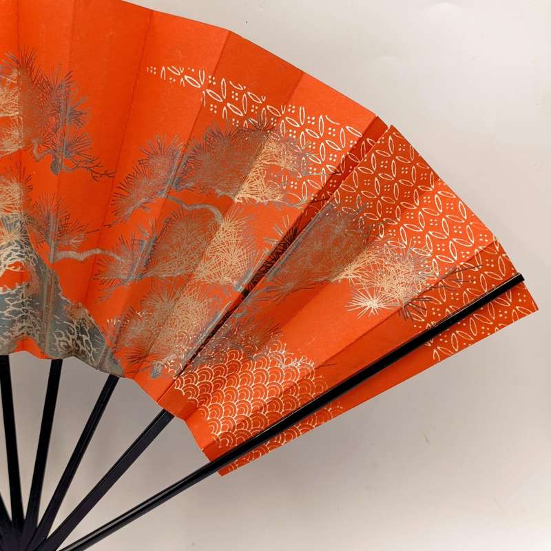 Vintage Japanese Sensu hand fan in box - never used