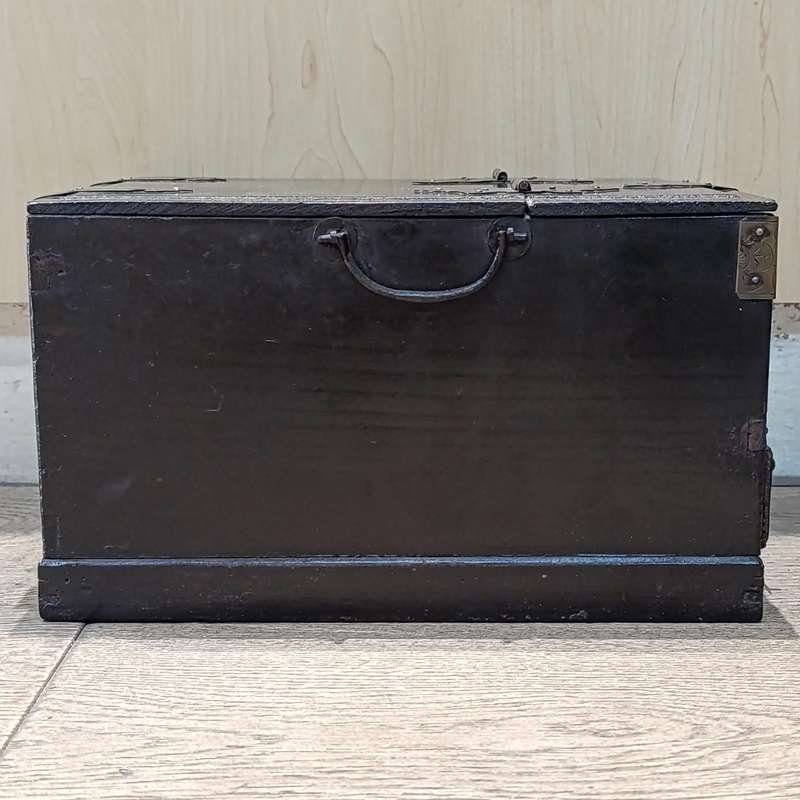Antique Chinese jewellery box with mirror and 3 drawers