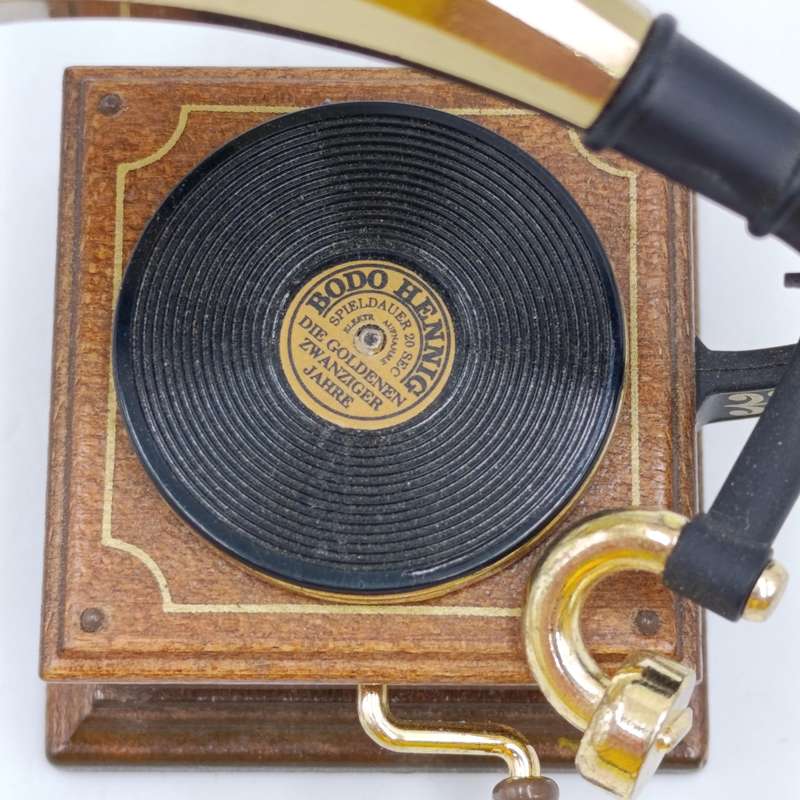 Vintage Bodo Hennig dollhouse gramophone with actual music playing - about 1/12 scale