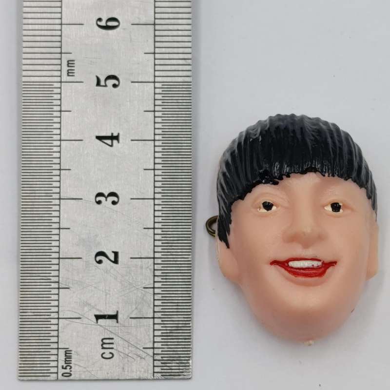 1900's Beatles Head brooches (3 out of 4)