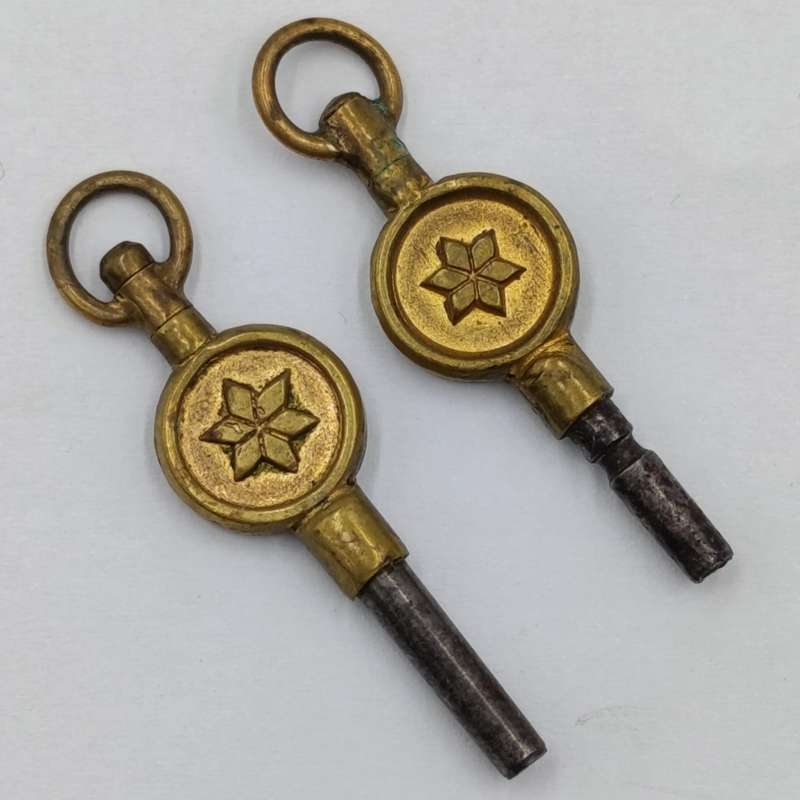 Pair of Antique pocketwatch keys - number 3 and 4