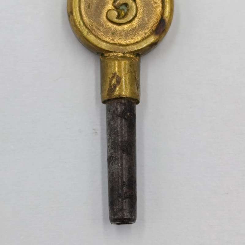 Pair of Antique pocketwatch keys - number 3 and 4
