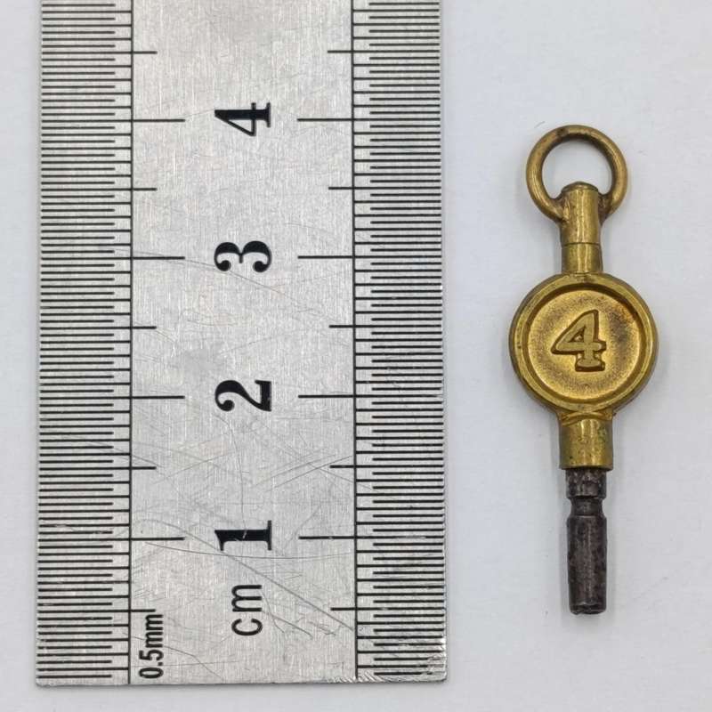 Pair of Antique pocketwatch keys - number 3 and 4