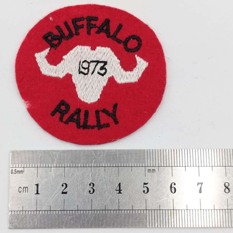 Buffalo Rally Patch 1973 - Red and Claret badges