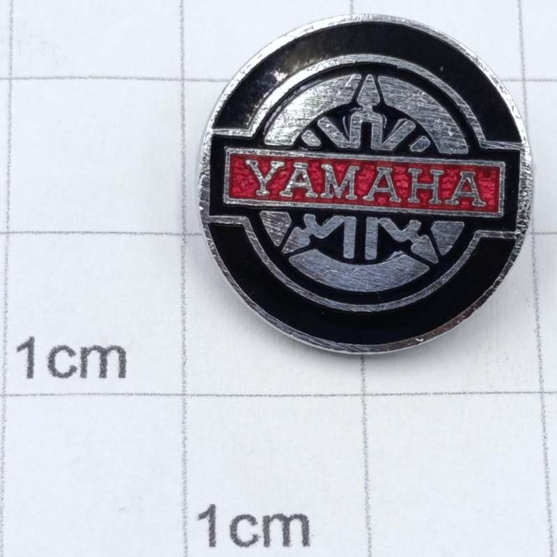 Lot of 5 Yamaha motorcycle badges - pin, button hole and pendant includes money clip