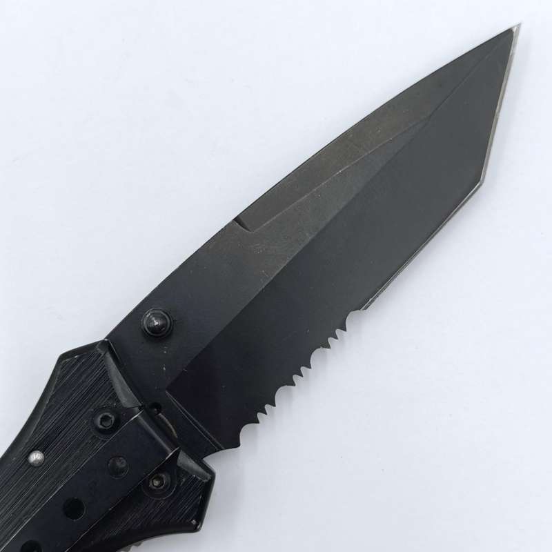 On the Mark tactical folding pocket knife