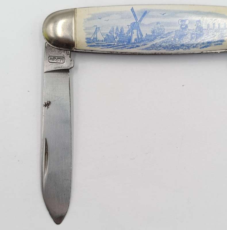 Vintage Mikov Czecho Slovakia pocket knife with Dutch theme picture