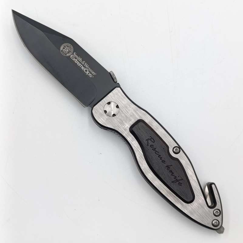 Smith and Wesson Extreme Ops tactical folding knife