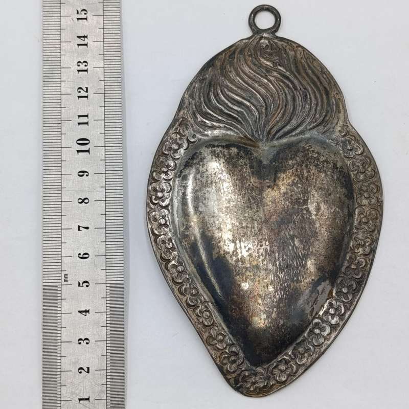 Vintage Ex-Voto sacred heart symbolic offering pendant