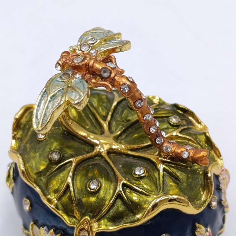 Beautiful Dragonfly floral trinket box