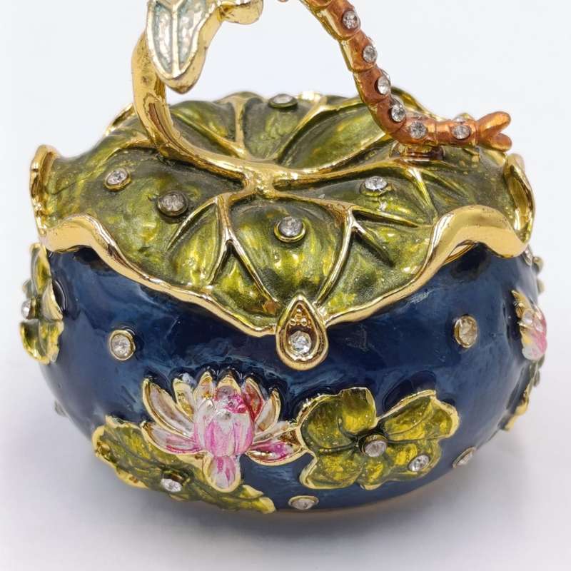 Beautiful Dragonfly floral trinket box