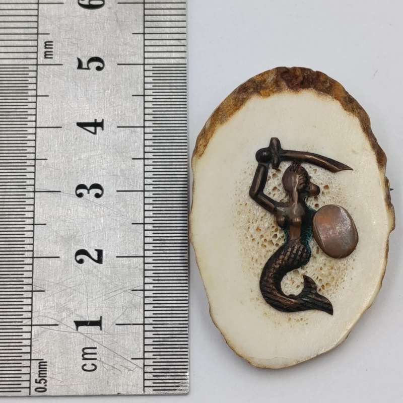 Lot of 3 vintage Mermaid warrior horn brooches