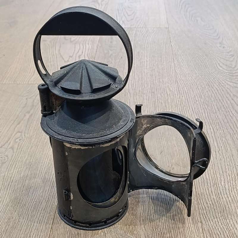 Vintage SA Railways signal lamp - rotation top is fixed