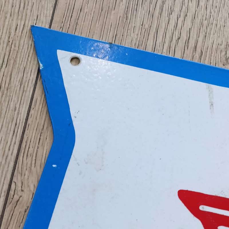 Vintage Mobil Oil metal printed sign
